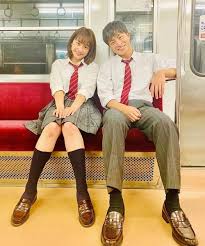 Suzu hirose (広瀬 すず, hirose suzu, born 19 june 1998) is a japanese actress and model. å¹³ç¥å¥ˆ ãŠã‚‚ã²ã§ ã®åˆ¶æœå§¿ãªã©æŠ«éœ² Yahoo Japan