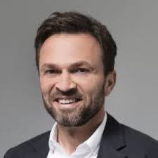 Tim Riedel's Instagram, Twitter & Facebook