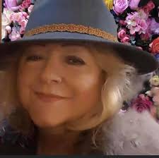 Medium Angela Mcghee