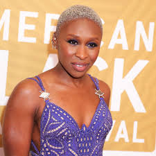 The thank u, next singer and harriet actress confirmed they will be starring in … Cynthia Erivo Sings Friends Theme At All Black Table Read