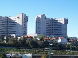 Il nucleo genziana (20 posti letto) è pensato per malati di alzheimer e altre forme di demenza con compromissione della mobilità e deterioramento cognitivo medio o grave, con necessità di assistenza sanitaria medio/bassa. Ospedali Case Di Riposo B B