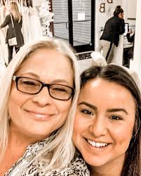 Happiest of birthdays to Kim Baugh!! I love you so much! Sad I can't be  there to celebrate with you today. You truly are such a special person.  Your heart and love