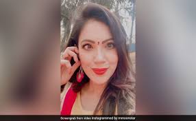 Let's check it right now from here. Taarak Mehta Ka Ooltah Chashmah Actress Munmun Dutta Giving Expression On Shona Shona Song Newsbust In