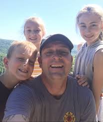 Marcus Winstead's Instagram, Twitter & Facebook