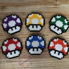 Decorations Champignons Mario En Perles Hama Accessoires De Maison Par Adorine Crea Perles Hama Noel Perles Hama Perle