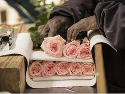 Related country feli investments deals in all kinds of artificial flowers. Parfum Flower Company Compensates The Co2 Of All Roses From The Tambuzi Farm That They Import From Kenya To The Netherlands Perishable News