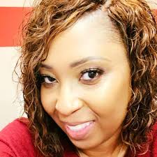 Ran into these beautiful young ladies in the mall today. Arjanae Smith and  China White graduate the end of the month from Woodland High School. They  will attend Coastal Carolina and study