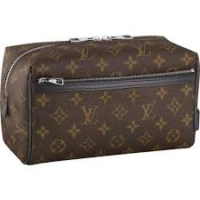 Louis Vuitton Outlet Toiletry Kit Monogram Louis Vuitton Louis Vuitton Men Louis Vuitton Wallet