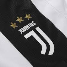 The home jersey 2018/2019 combines history with the future in a simple and innovative design. Jersey Adidas Juventus 2018 2019 Home Black White Futbol Emotion