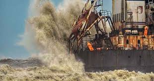 The armed forces and the coast guard have been placed on full alert as the extremely severe cyclonic storm began battering eastern india's odisha. Pyx72ig9gbzsdm