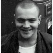 Artist: Chris Henderson [GB]