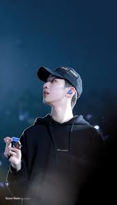 So, i will explain what happened and my thoughts about this entire incident. Wanna One Guanlin Iphone Wallpapers Wallpaper Cave