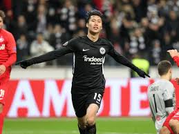 Salzburg und rapid liegen in einer laufenden umfrage der vereinigung der fußballer (vdf) zum besten rasen der bundesliga wie im vorjahr voran. Heute Live Red Bull Salzburg Gegen Eintracht Frankfurt Live Stream Tv Ubertragung Fussball Vienna At