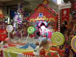 Christmas Candyland Decorations And Ideas Candyland Christmas Christmas Indoor Decor I Christmas Party Themes Holiday Christmas Party Candyland Decorations