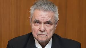 Ki is jelentette, hogy ő bizony nem örül neki. Unokajara Hagyja Vagyonat Oszter Sandor Borsonline