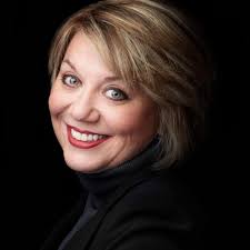 Carol Gault's Instagram, Twitter & Facebook