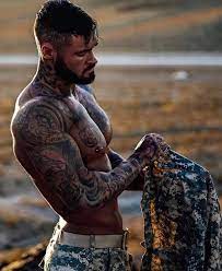 Tattooed girls always become the center of attention. Sexy Tattooed Men Inked Hot Home Facebook