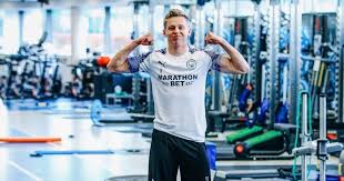 В предыдущей версии игры его рейтинг составлял 78 пунктов. Plan B Fifa Tournament Fifa20 Zinchenko Feerit V Kiberfutbole I Vyvel Ukrainu V Polufinal Turnira Sport Tch Ua