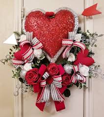 We are also as well looking for inspirations for our doors this year, and we will be either making them or buying our valentine's day wreath as well. Valentines Day Wreath Valentines Door Wreath Valentines Valentines Day Decorations Valentine Wreath Valentine Day Wreaths