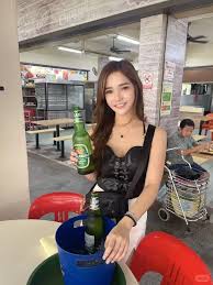 M'sian Beer Lady Who Travels To SG To Work Daily For 2 Years ...
