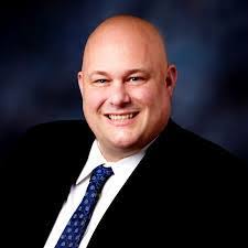 Andrew Hosie's Instagram, Twitter & Facebook