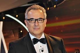 Born in foligno, sposini started his career as a journalist for the newspaper paese sera, then in 1978 he. Chi E Lamberto Sposini Dal Malore Alla Vita Privata Del Giornalista