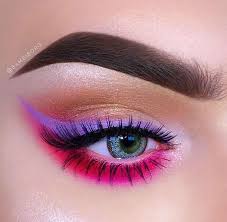 Black is the best color eyeliner for blue eyes when dealing with pink eyeshadow. 50 Makeup For Blue Eyes Ideas And Best Tutorials Yve Style Com