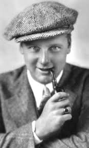 Famous Pipe Smokers: 07/08/12