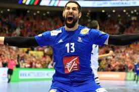 Nicolas karabatic (avec hugo descat) lève le poing après un but marqué face à l'argentine le 24 juillet dernier. Handball Bleus Nikola Karabatic Prendra Sa Retraite Internationale Apres Les Jo De Tokyo Sport 365