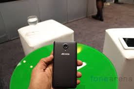 Archos 45 Titanium Hands On