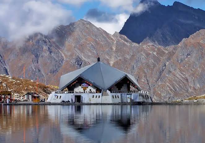 hemkund sahib