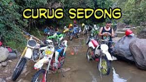 Curug cikuluwung meski tergolong tempat wisata baru, namun curug satu ini sudah berhasil menyita perhatian masyarakat. Curug Sedong Cibodas Jonggol Part 2 Youtube