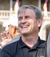 Todd Pinney's Instagram, Twitter & Facebook