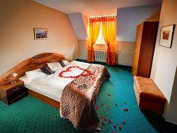 Check spelling or type a new query. Pension Kamzik Stara Lesna Hohe Tatra Unterkunft Slowakei Travelguide Sk