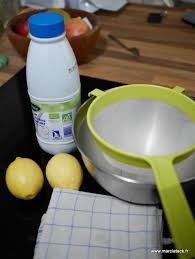 Fromage Frais Fait Maison Type Carre Frais Rapide Et Facile A Faire Recette Fromage Maison Fromage Fait Maison Recette Fromage