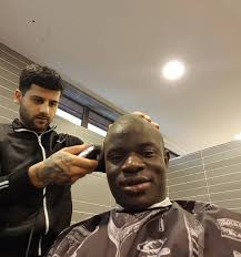N'golo et moi meme nous vous souhaitons de bonne fête. N Golo Kante Getting A Haircut Meme Origin Staring Default Fortnite Guy Know Your Meme