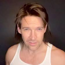 One day you're an alcoholic deadbeat father, the next day you're a LA  Talent Consultant… wait, those two things probably aren't that different  actually