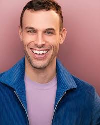 Justin Mock's Instagram, Twitter & Facebook