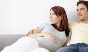 Sodyum bikarbonat ya da soda kimyasal formulü nahco3 olan bir kimyasal bileşiktir. Perdorimi I Sodes Se Bukes Gjate Shtatzenise