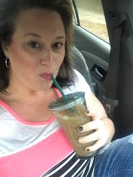 Good morning from Mississippi, USA. Coffee time with the doggo.