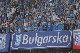 Näytä lisää sivusta zagłębie lubin facebookissa. Lech Poznan Zaglebie Lubin Kibice Zapowiadaja Doping Flagi I Wsparcie Dla Pilkarzy Gol24 Pl