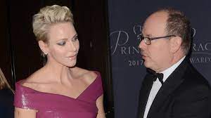 La princesse, retenue en afrique du sud depuis des mois, a pris la parole pour sensibiliser ses fans à la lutte contre le braconnage. Why Prince Albert And Princess Charlene Of Monaco Didn T Spend Their 10th Anniversary Together