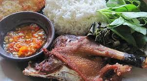 Simpan ke bagian favorit tersimpan di bagian favorit. Resep Bebek Goreng Sambal Korek Lifestyle Fimela Com