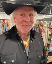 Vintage mestanas and hats