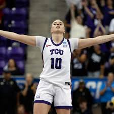 Hailey Van Liths Dad Gives Jalen Suggs a Chest Bump in Viral Video