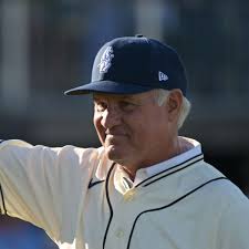 Ryne Sandberg: Chicago Cubs Great Announces He's Battling Cancer