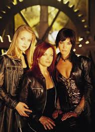 Birds Of Prey Cw Black Canary Oracle Huntress Birds Of Prey Birds Of Prey Black Canary Ashley Scott