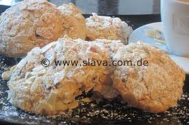 Schnelle Italienische Mandelkekse Mandorle Mit Schokostuckchen Slava Com De Italienische Mandelkekse Mandelkekse Kochen Und Backen