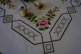 A list of stamped stitchables and stamped kit available at everything cross stitch. Roses Tablecloth Cross Stitch Needlework Arts Crafts Sewing Rayvoltbike Com