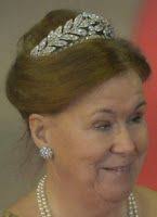 19 QUEEN BEATRIX, HOLLAND ideas